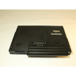 Замена батареи Dell Latitude E5500
